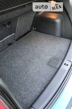 Хэтчбек Volkswagen Golf Plus 2005 в 