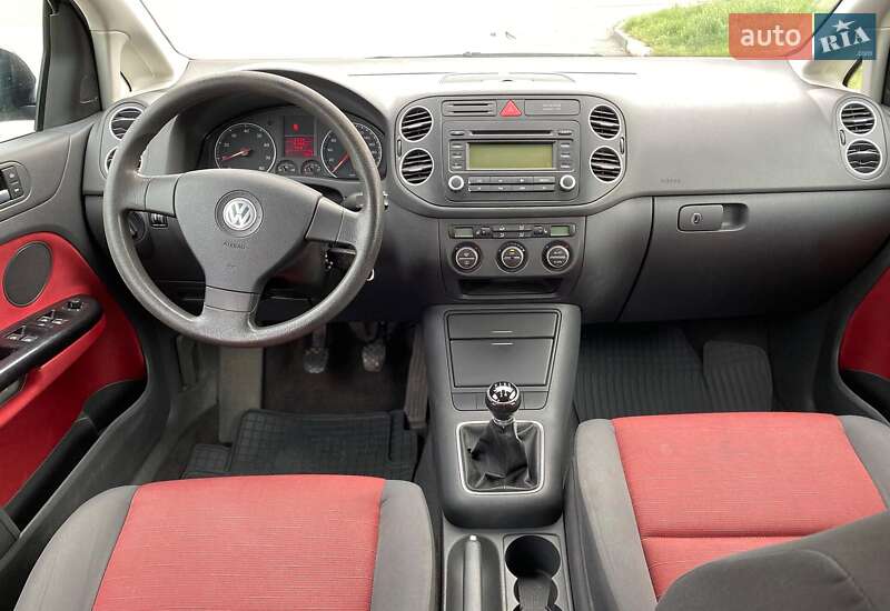 Хэтчбек Volkswagen Golf Plus 2005 в Сумах