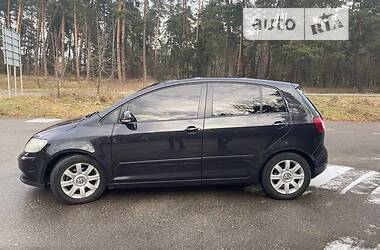Хэтчбек Volkswagen Golf Plus 2005 в 