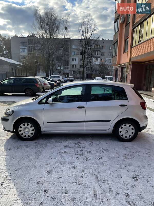 Хетчбек Volkswagen Golf Plus 2005 в Славуті фото 5 Хетчбек Volkswagen Golf Plus 2005 в Славуті