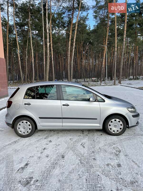 Хетчбек Volkswagen Golf Plus 2005 в Славуті фото 6 Хетчбек Volkswagen Golf Plus 2005 в Славуті
