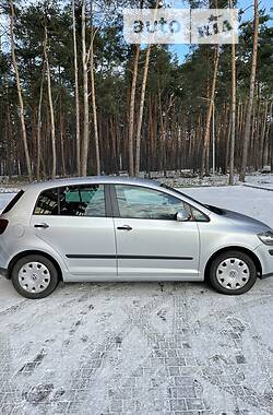 Хетчбек Volkswagen Golf Plus 2005 в Славуті