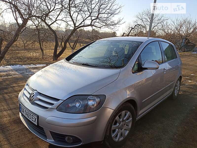 Хэтчбек Volkswagen Golf Plus 2005 в Гайвороне