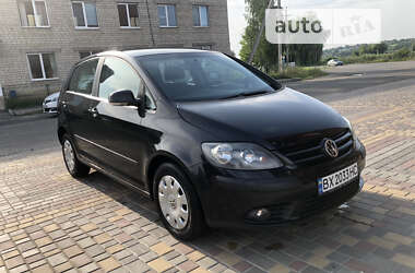 Хэтчбек Volkswagen Golf Plus 2005 в 