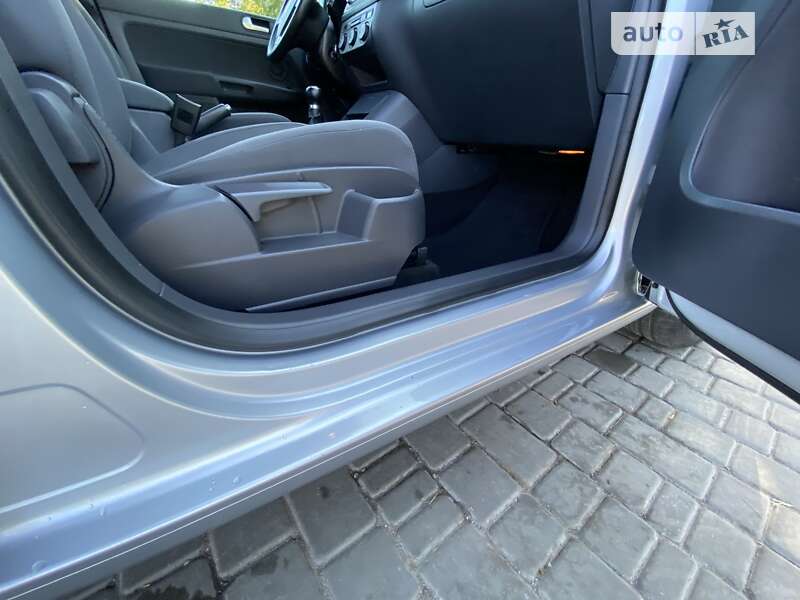 Хэтчбек Volkswagen Golf Plus 2007 в Днепре