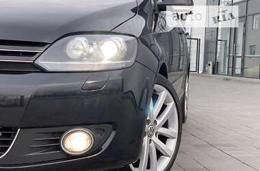 Хэтчбек Volkswagen Golf Plus 2010 в 