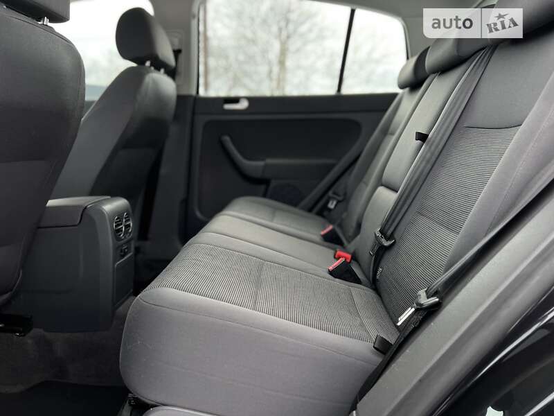 Хетчбек Volkswagen Golf Plus 2006 в Луцьку