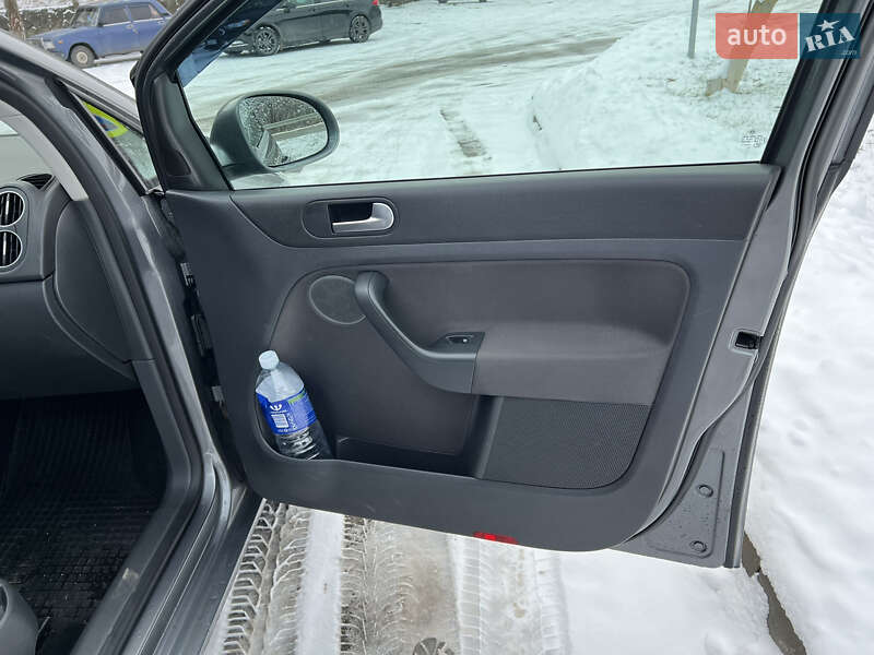 Хэтчбек Volkswagen Golf Plus 2006 в Ямполе