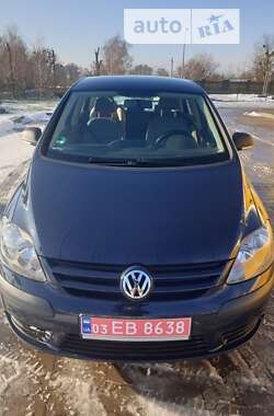 Хэтчбек Volkswagen Golf Plus 2008 в Дубно