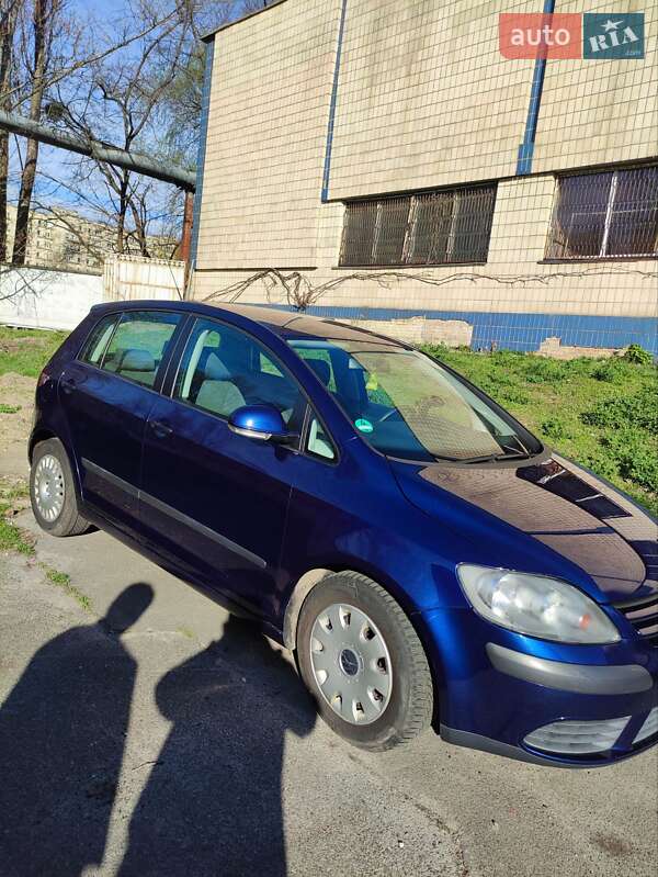 Хетчбек Volkswagen Golf Plus 2005 в Києві