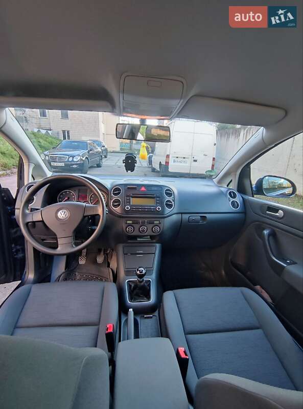 Хетчбек Volkswagen Golf Plus 2005 в Києві
