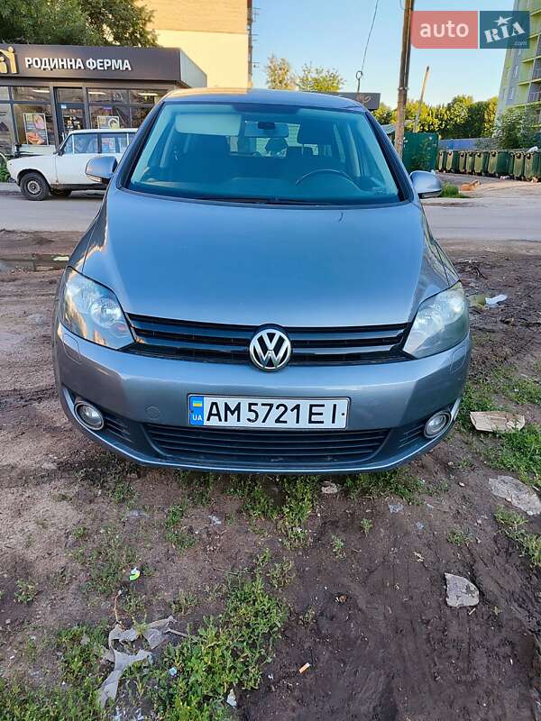Хетчбек Volkswagen Golf Plus 2011 в Житомирі фото 2 Хетчбек Volkswagen Golf Plus 2011 в Житомирі