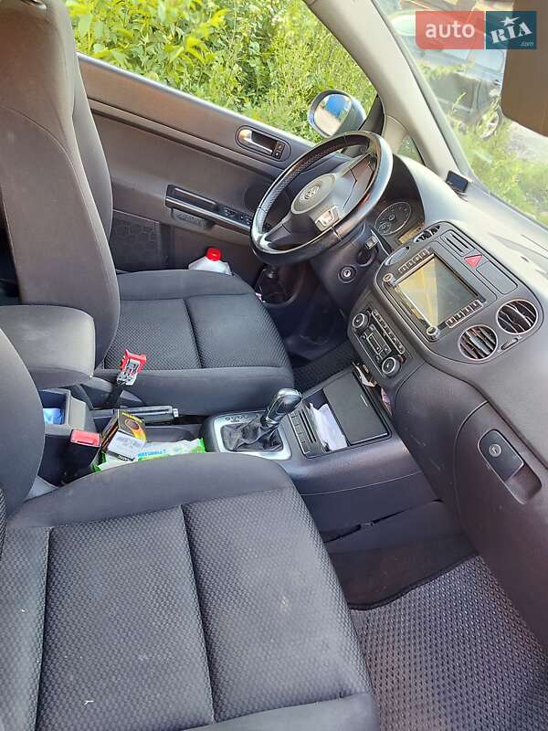 Хетчбек Volkswagen Golf Plus 2011 в Житомирі фото 4 Хетчбек Volkswagen Golf Plus 2011 в Житомирі