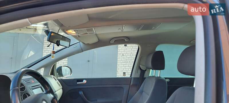 Хэтчбек Volkswagen Golf Plus 2005 в Чернигове