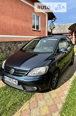 Хетчбек Volkswagen Golf Plus 2008 в Сваляві