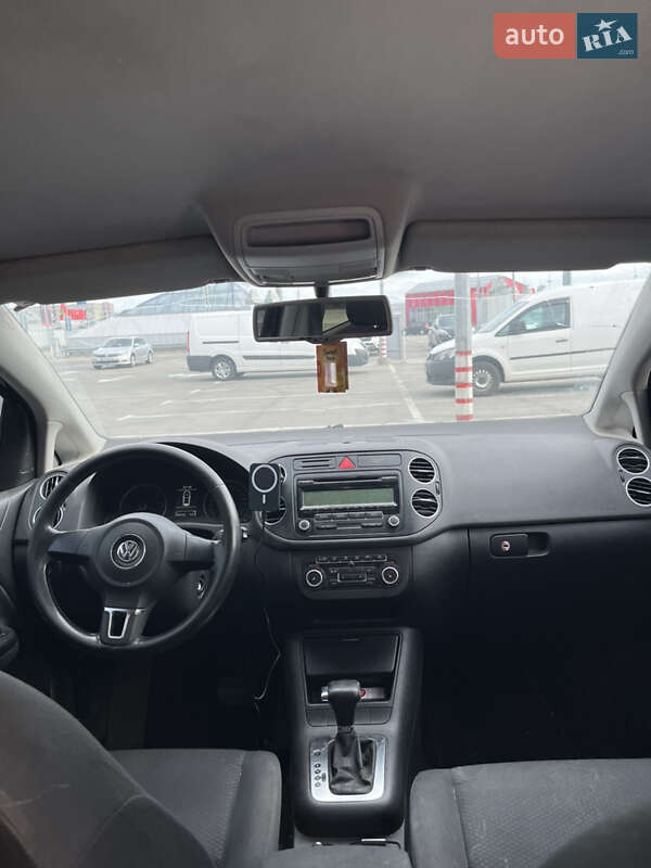 Хетчбек Volkswagen Golf Plus 2010 в Києві