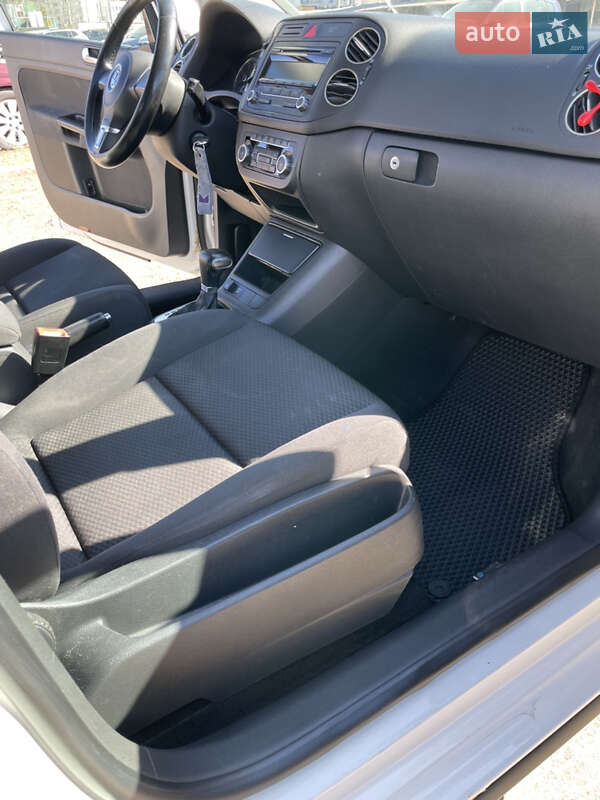 Хетчбек Volkswagen Golf Plus 2010 в Києві