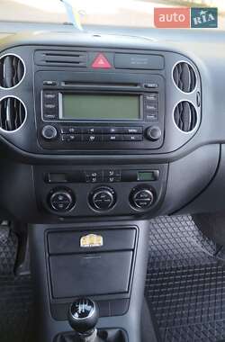 Хэтчбек Volkswagen Golf Plus 2005 в 