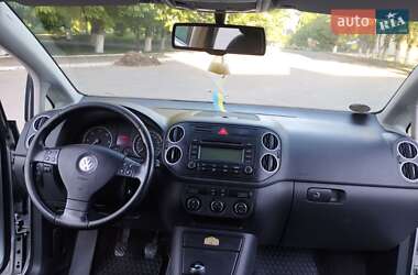 Хэтчбек Volkswagen Golf Plus 2005 в 