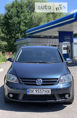 Хэтчбек Volkswagen Golf Plus 2005 в Дубно