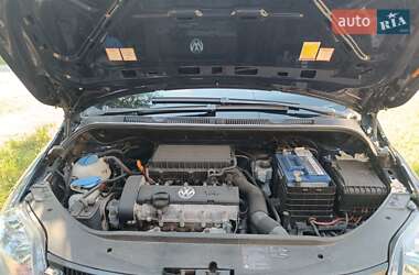Хэтчбек Volkswagen Golf Plus 2008 в 