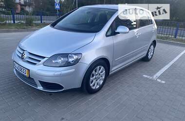 Хэтчбек Volkswagen Golf Plus 2008 в Староконстантинове