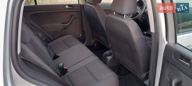 Хетчбек Volkswagen Golf Plus 2010 в Подільську