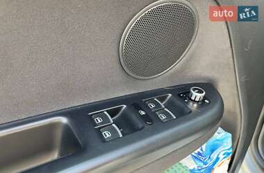 Хэтчбек Volkswagen Golf Plus 2013 в 