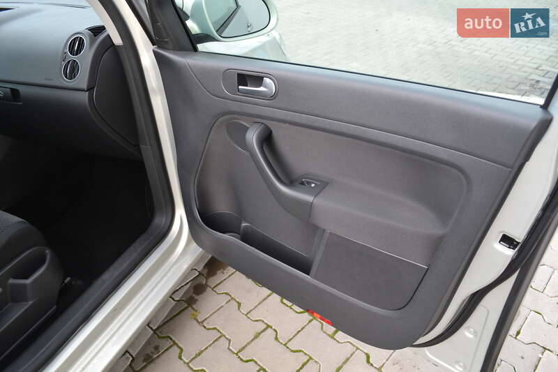 Хэтчбек Volkswagen Golf Plus 2009 в Виннице