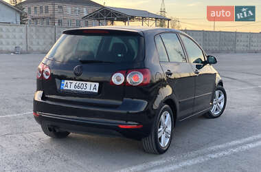 Хэтчбек Volkswagen Golf Plus 2009 в 