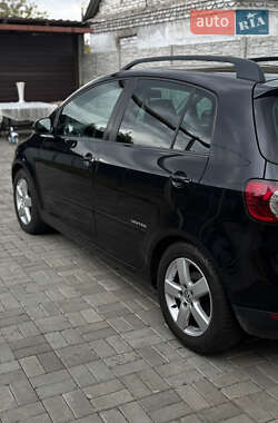 Хетчбек Volkswagen Golf Plus 2007 в Дніпрі
