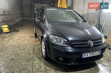 Хэтчбек Volkswagen Golf Plus 2006 в Змиеве