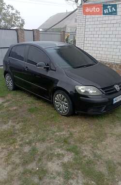 Хетчбек Volkswagen Golf Plus 2005 в Чечельнику