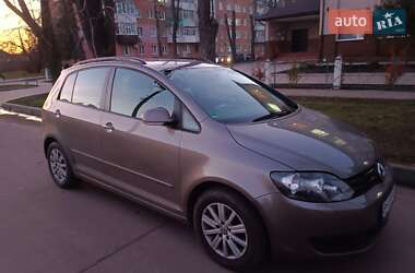 Хетчбек Volkswagen Golf Plus 2009 в Сумах