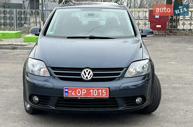 Хэтчбек Volkswagen Golf Plus 2008 в Лубнах