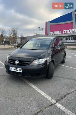 Хетчбек Volkswagen Golf Plus 2005 в Запоріжжі