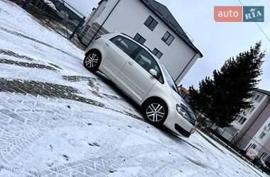 Хетчбек Volkswagen Golf Plus 2009 в Славуті