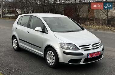 Хэтчбек Volkswagen Golf Plus 2006 в Звягеле