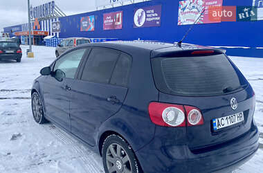 Хэтчбек Volkswagen Golf Plus 2006 в Нововолынске