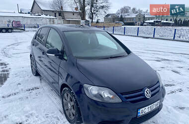 Хэтчбек Volkswagen Golf Plus 2006 в Нововолынске