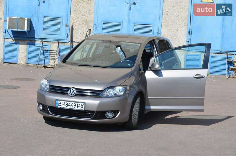 Хэтчбек Volkswagen Golf Plus 2012 в Одессе