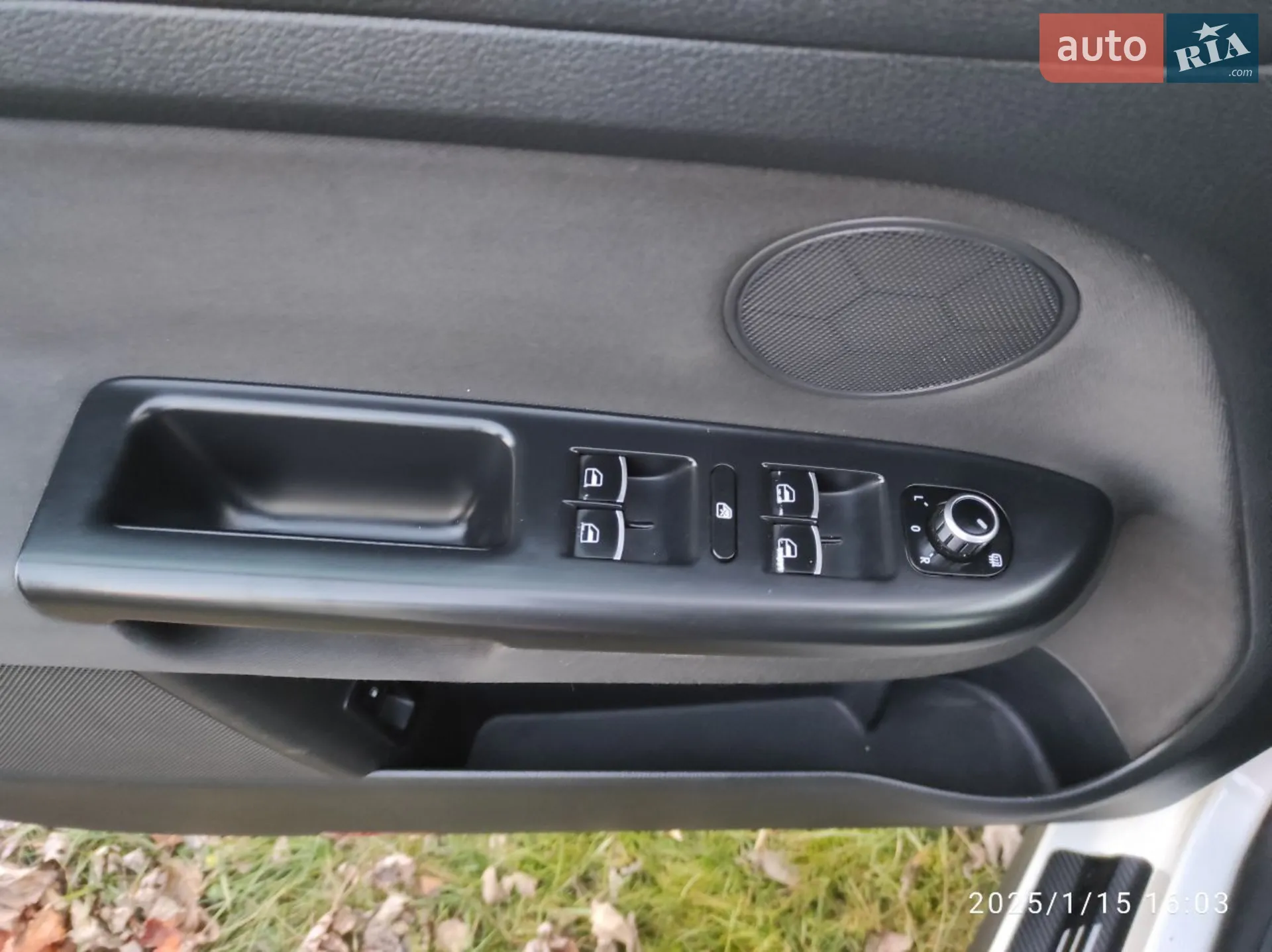 2012 Volkswagen Golf Plus - мініатюра 9