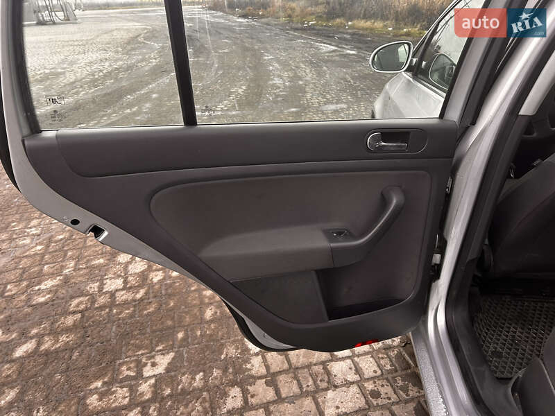 Хетчбек Volkswagen Golf Plus 2005 в Одесі