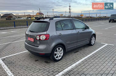 Хэтчбек Volkswagen Golf Plus 2009 в Нововолынске