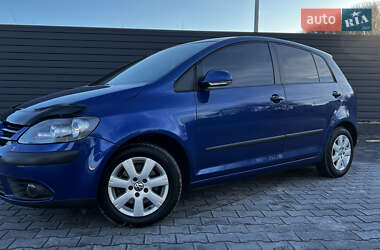 Хэтчбек Volkswagen Golf Plus 2005 в 