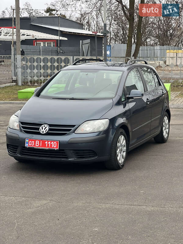 Хэтчбек Volkswagen Golf Plus 2009 в Лубнах