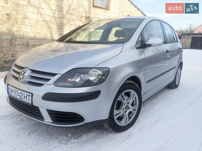 Хэтчбек Volkswagen Golf Plus 2005 в Звягеле