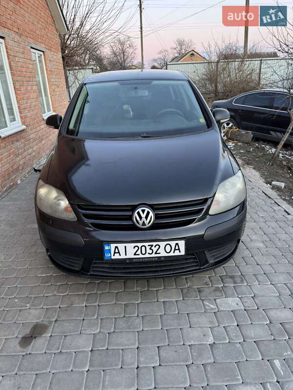 Хэтчбек Volkswagen Golf Plus 2005 в Казатине