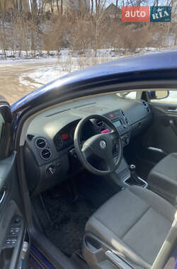 Хетчбек Volkswagen Golf Plus 2005 в 