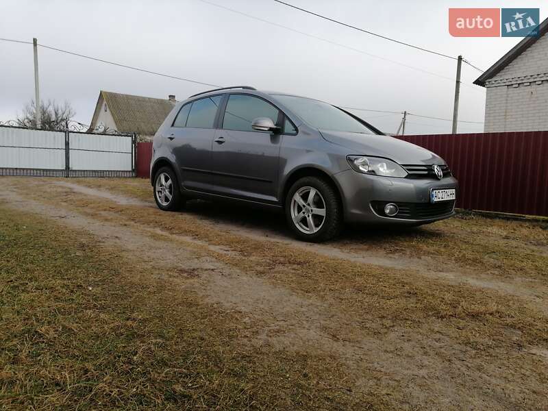 Хетчбек Volkswagen Golf Plus 2011 в Камені-Каширському